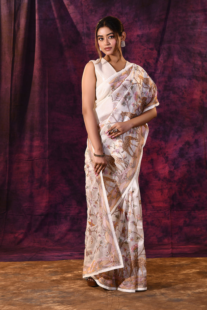 Artistic Cream With Fish And Floral Motifs Chanderi Saree