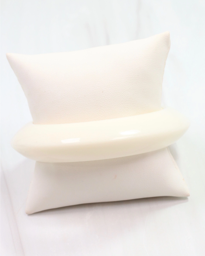 Benton Bangle Bracelet - Ivory