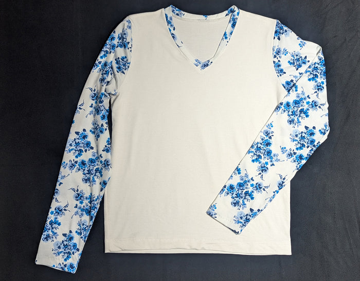Big Kids V-Neck Tee : K038