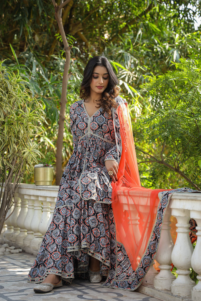 <img> Black Cotton Floral Printed Gharara Set