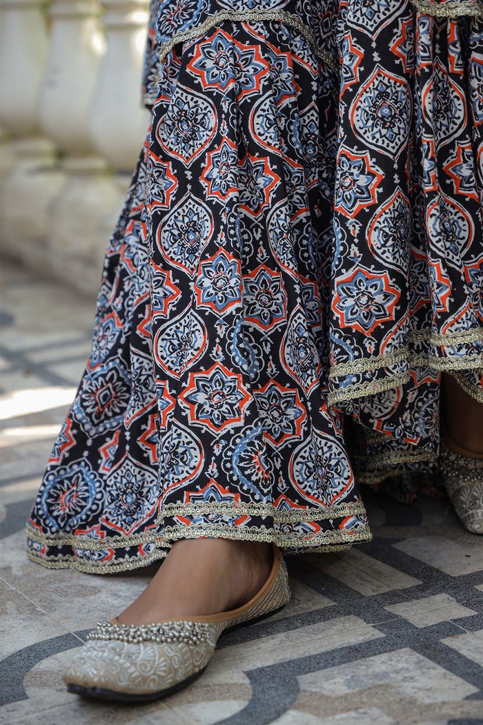 <img> Black Cotton Floral Printed Gharara Set