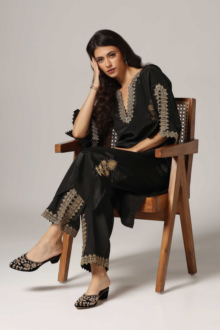 Black French Crepe Kurti With Pants