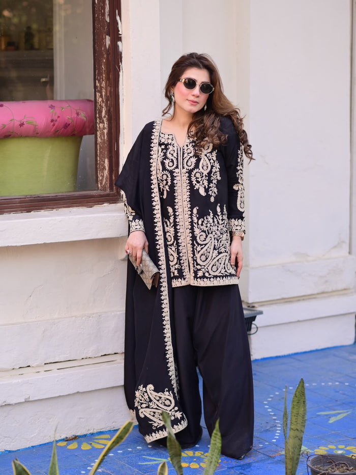 Black Georgette Kurti With Paisley Embroidery