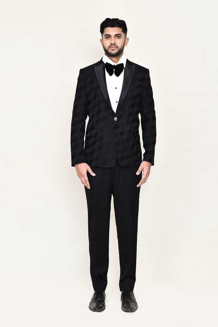 Black Three Piece Jacquard Suit Set With Bow