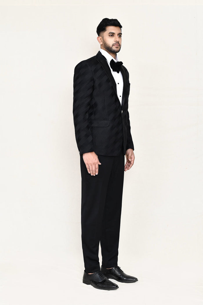 Black Three Piece Jacquard Suit Set With Bow