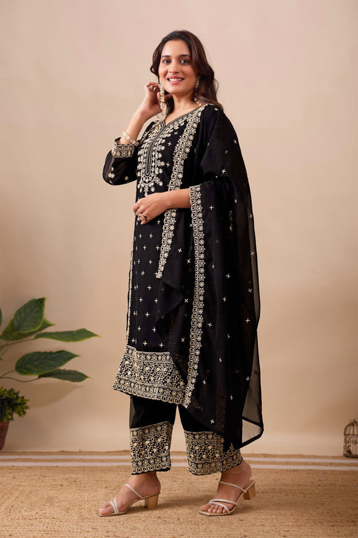 Black Velvet Floral Embroidered Kurta Set