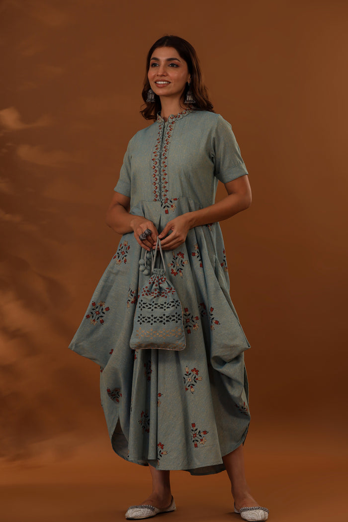 <img> Blue Handcrafted Double Side Drape Cotton Chola Dress