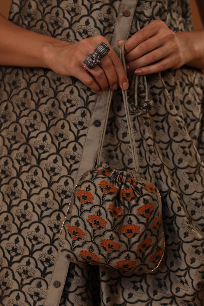 <img> Brown Handcrafted One Side Drape Cotton Silk Chola Dress