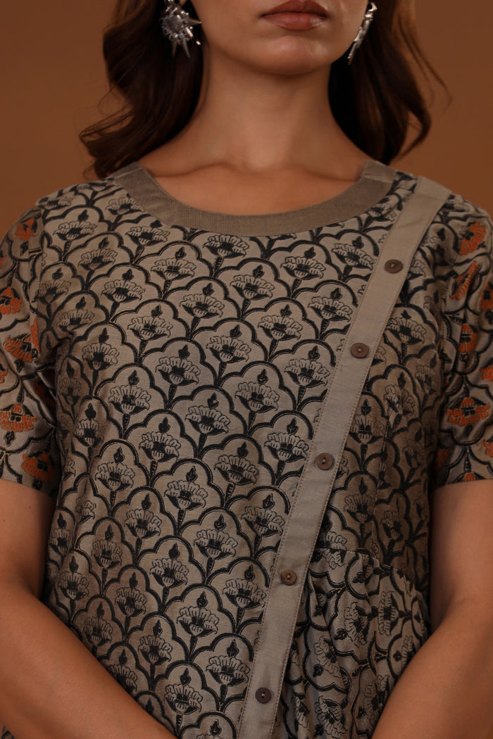<img> Brown Handcrafted One Side Drape Cotton Silk Chola Dress