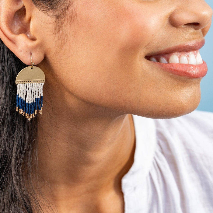 Claudia Curved Pattern Short Beaded Fringe Earing Navy