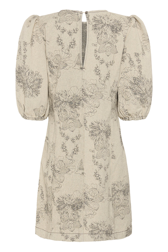 Cream CRVatta fitted jacquard dress in Ecru Flower featuring a textured floral and bird pattern with three-quarter puff sleeves.