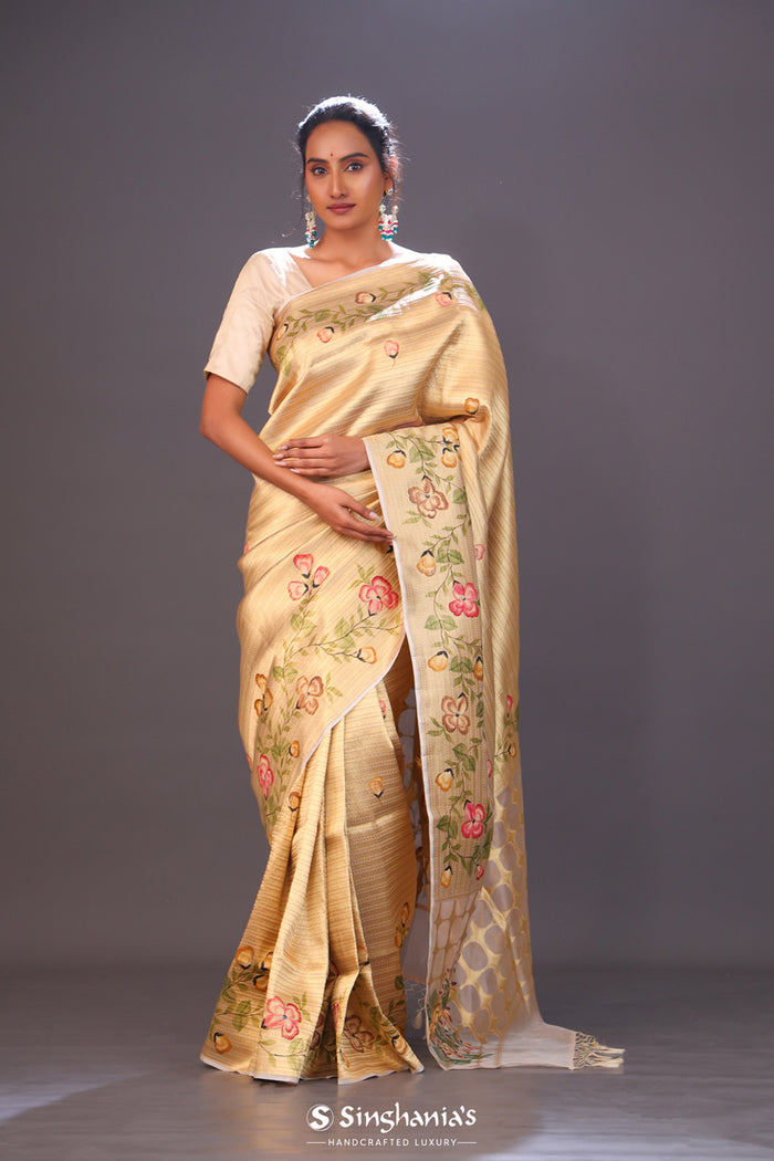 <img> Cream Gold Handcrafted Tissue Banarasi Saree