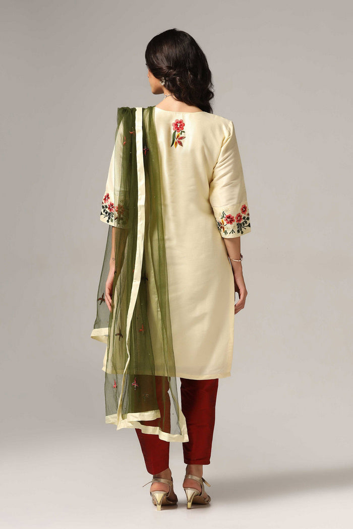 Cream Raw Silk Kurti With Pants And Dupatta