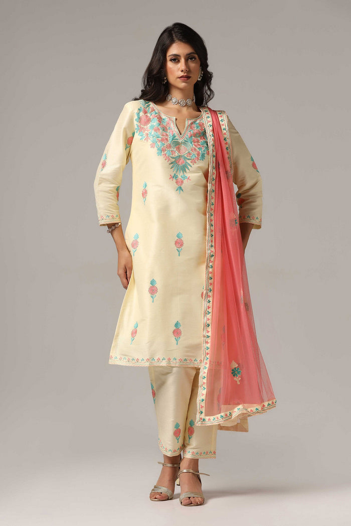 Cream Raw Silk Kurti With Pants And Netted Dupatta Set