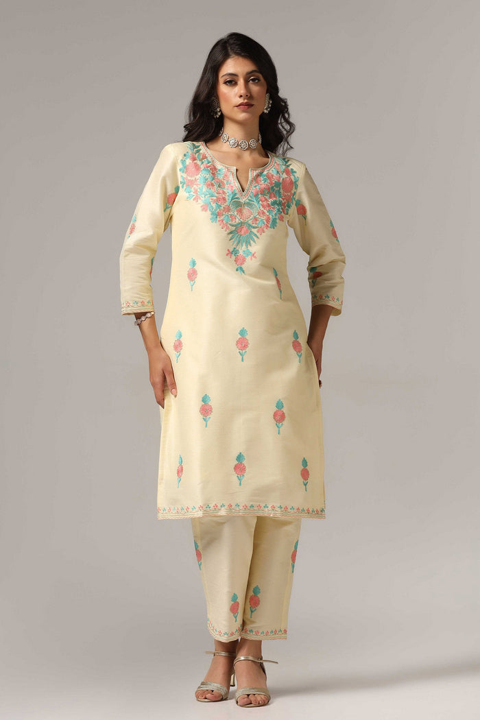Cream Raw Silk Kurti With Pants And Netted Dupatta Set