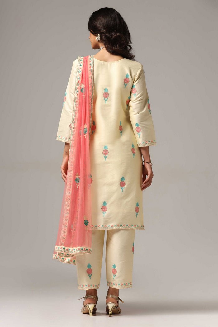 Cream Raw Silk Kurti With Pants And Netted Dupatta Set