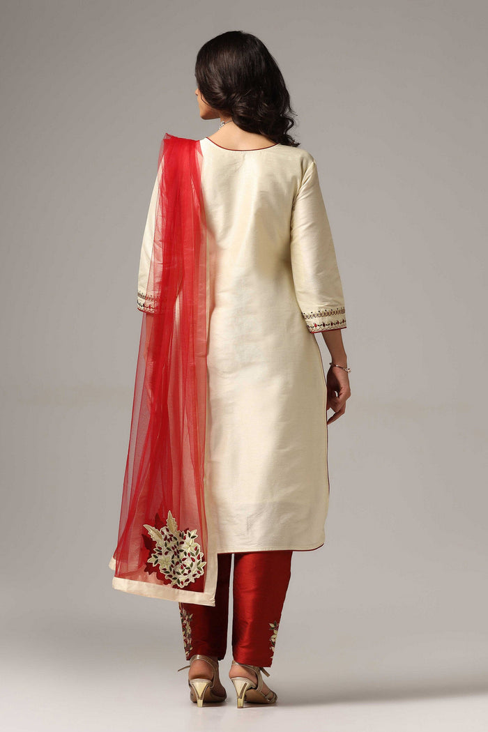 Cream Raw Silk Kurti With Pants And Netted Dupatta