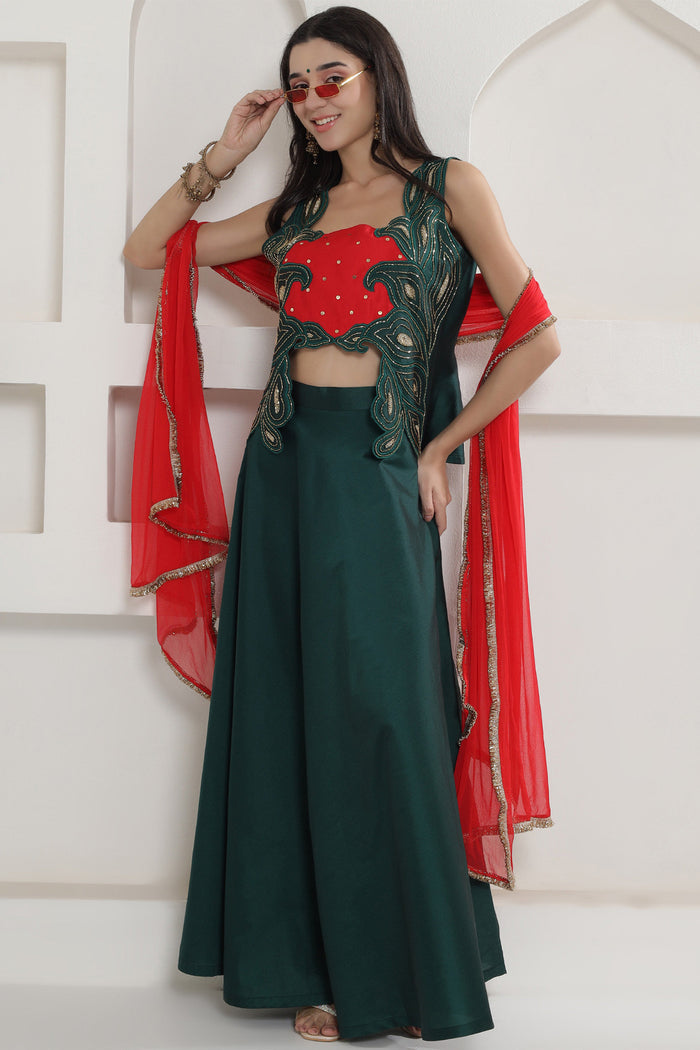 <img> Dark Green Tafta Silk Lehnga Top And Dupatta Set