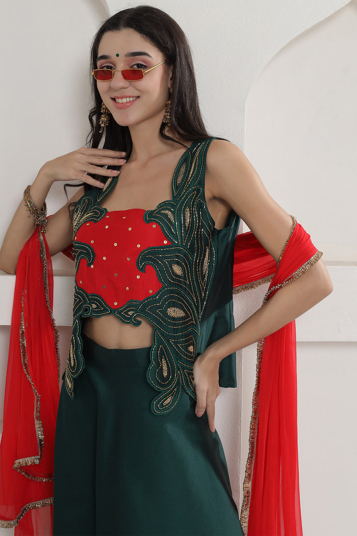 <img> Dark Green Tafta Silk Lehnga Top And Dupatta Set