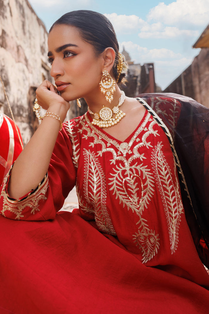 Deep Maroon Chanderi Salwar Set With White Floral Work