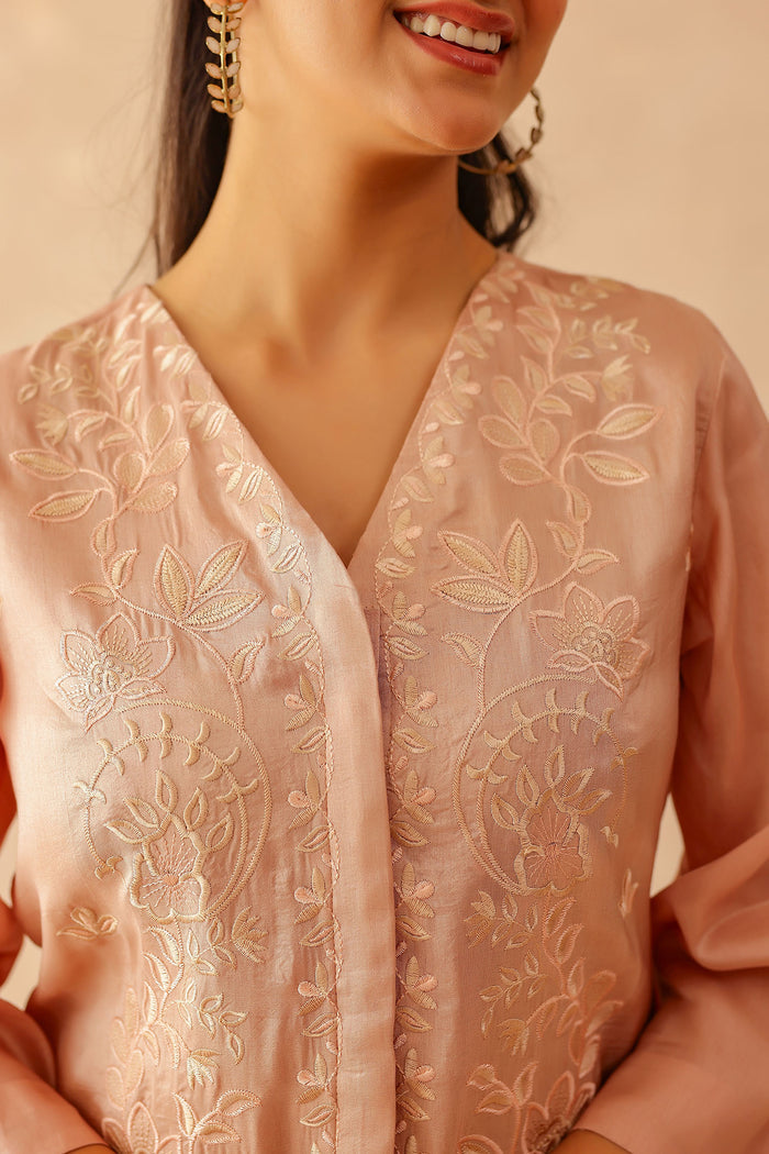 <img> Dusty Pink Russian Silk Embroidered Kurti Set