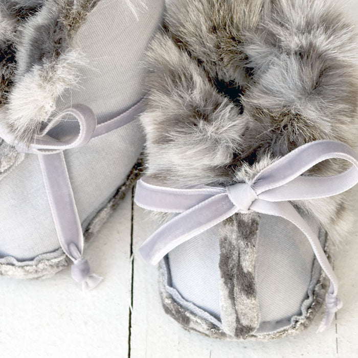 faux fur boots : 1