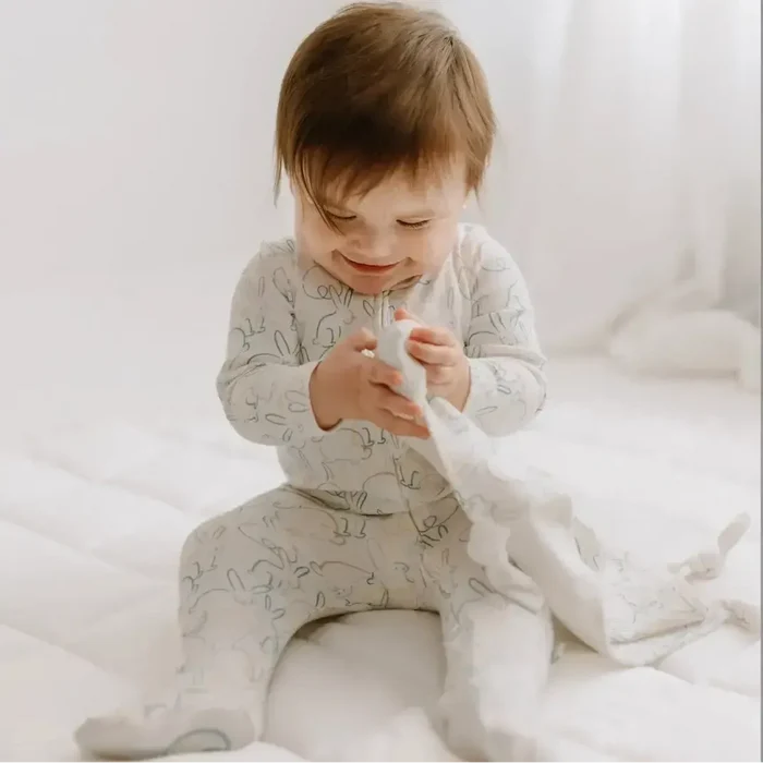 Finn & Emma - Organic Cotton Footie - Bunnies-Footies + Rompers (Basic)-0-3M-Posh Baby