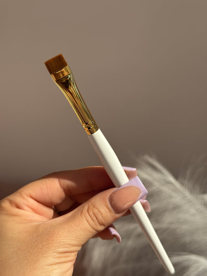 Flat brush