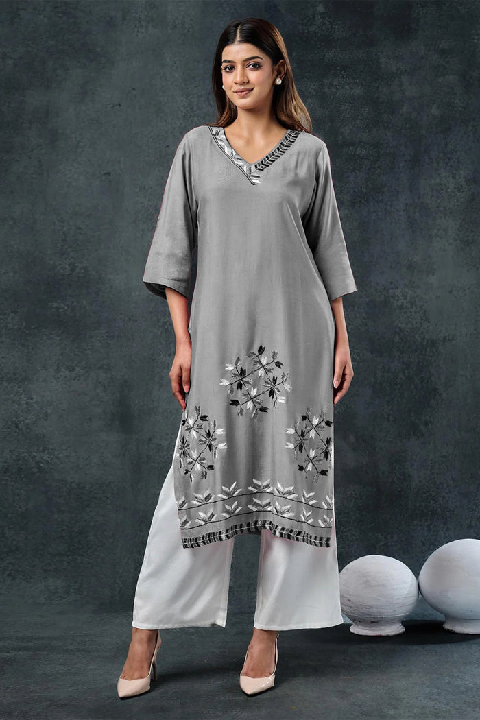 Gray Rayon Kurta Set With Leaf Embroidery