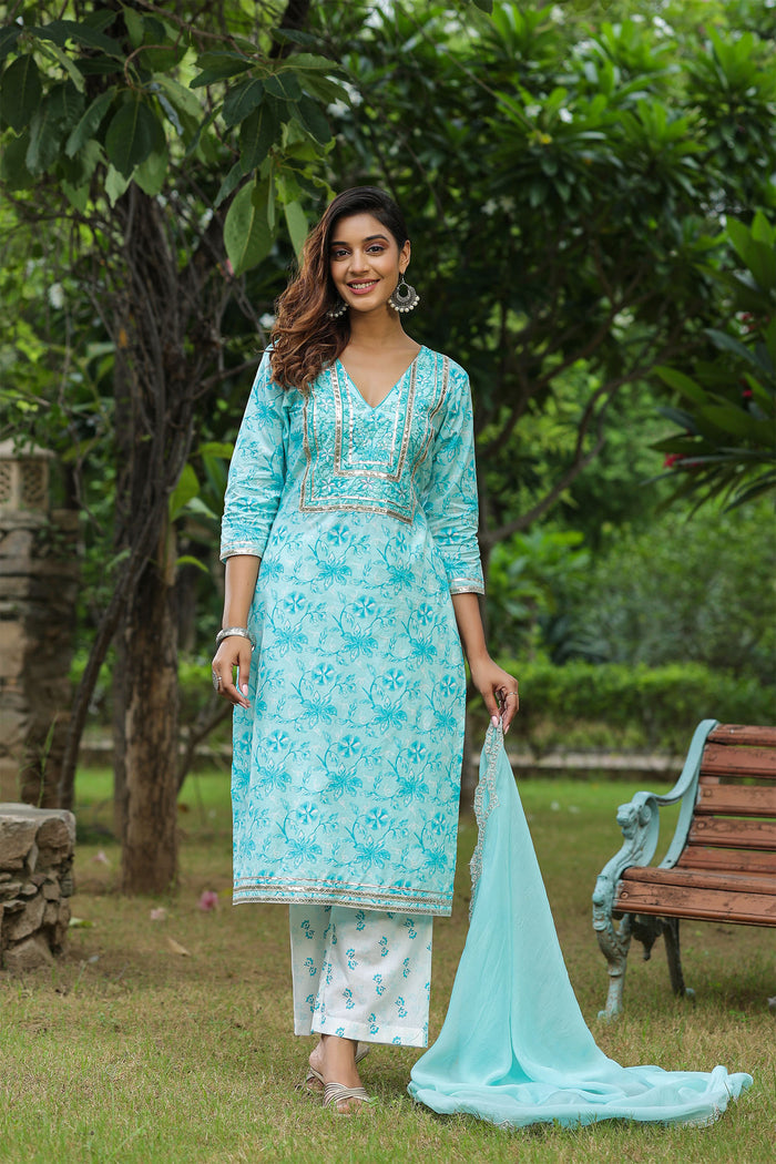 <img> Ice Blue Cotton Floral Printed Kurti Set