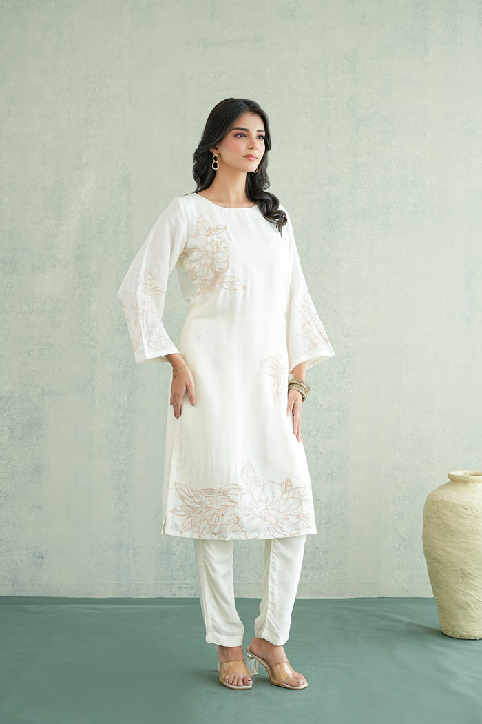 Ivory Bloom Outline Kurti