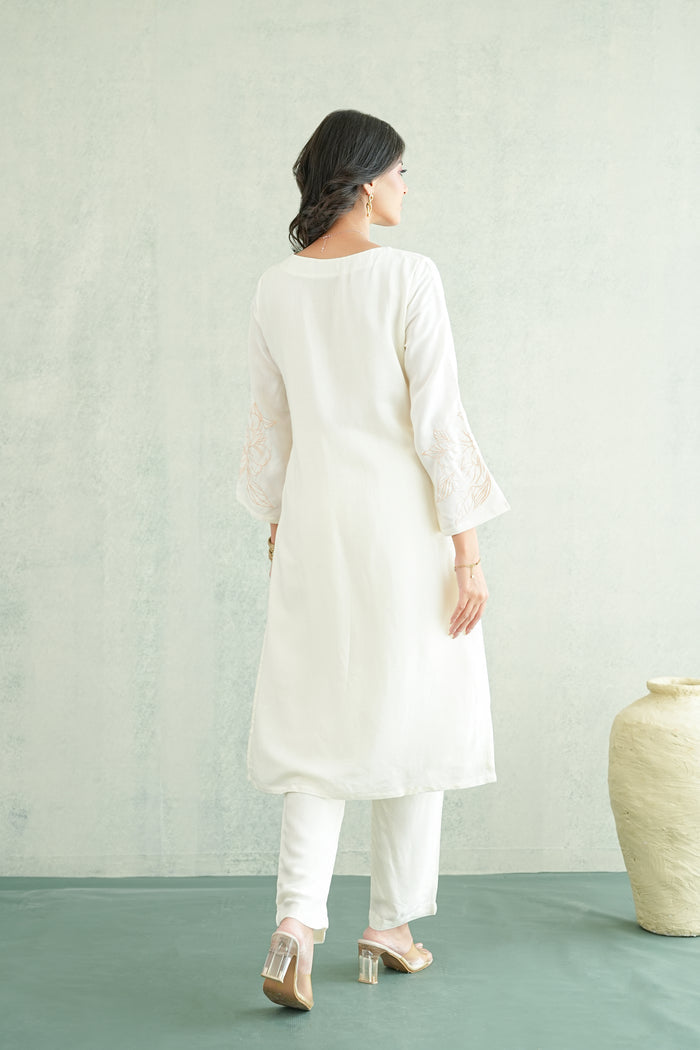 Ivory Bloom Outline Kurti