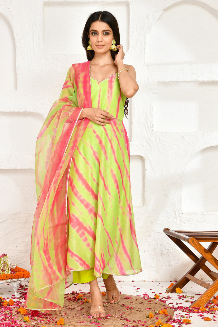 Light Green Chanderi Kurta Set With Shibori Printed