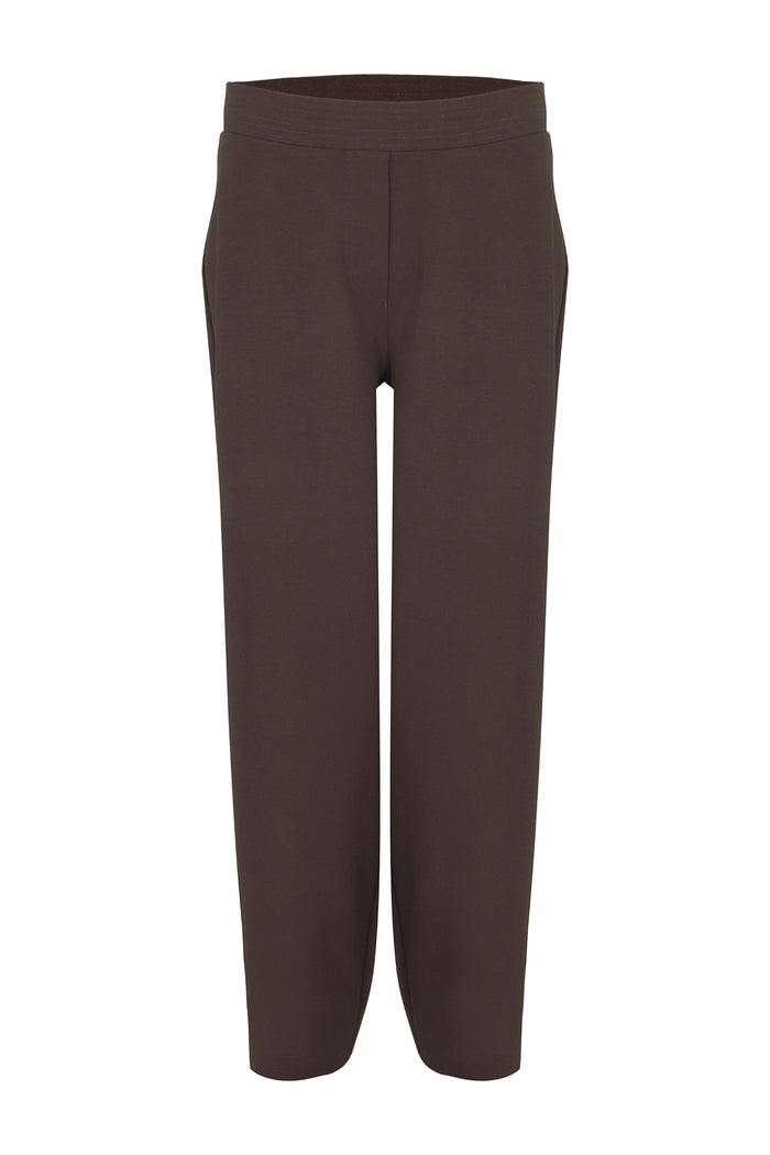 Shop the Margittes Barrel Joggers in Chocolate Brown at Dotique. Soft cotton-modal joggers with a modern barrel-leg silhouette and comfortable stretch fit, perfect for everyday wear.
