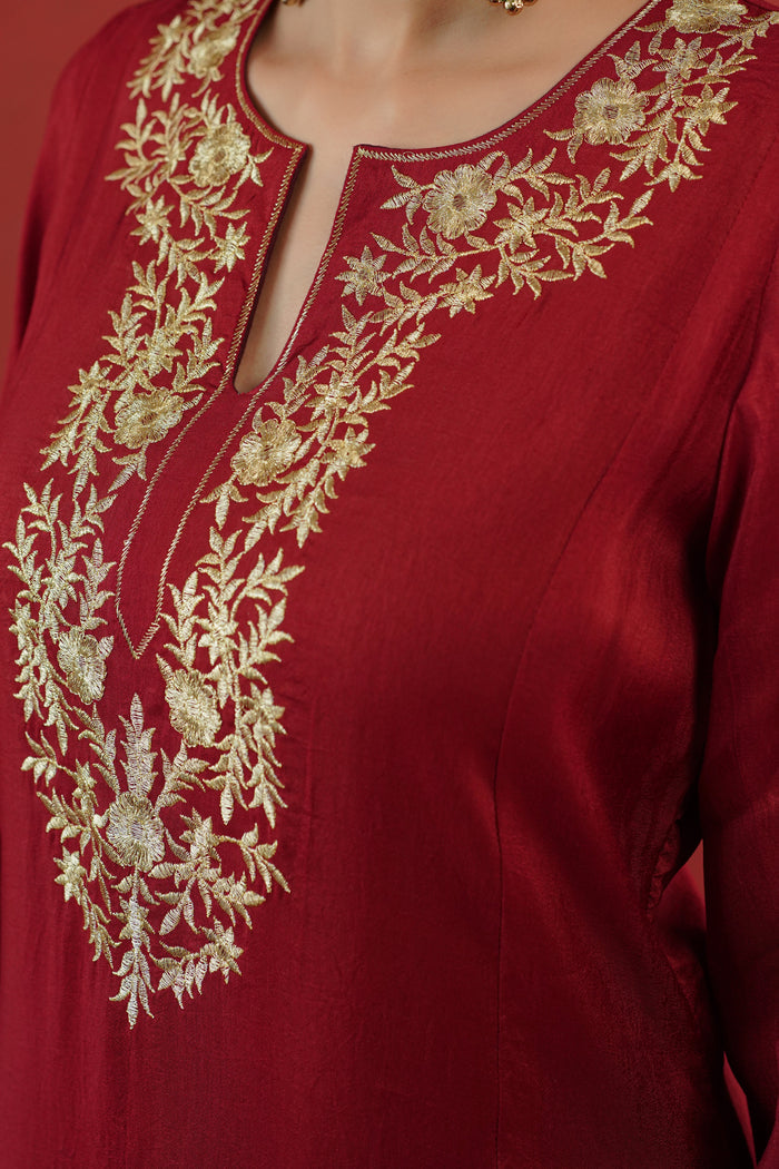 Maroon Gold Embroidered Neck Kurti