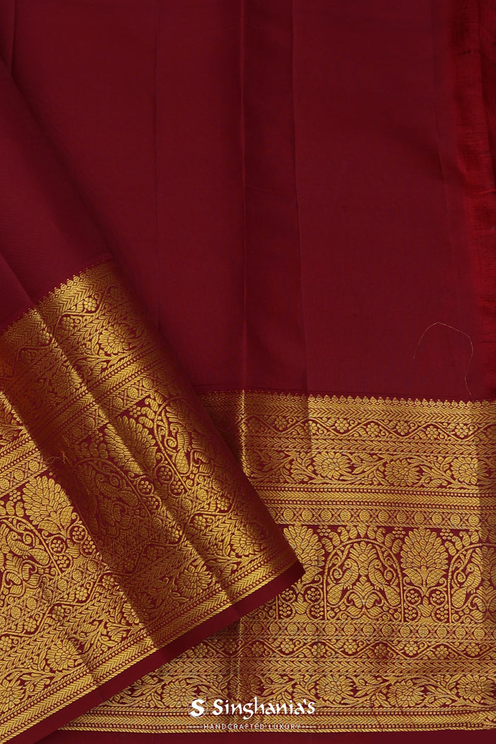 Maroon Kanjivaram Silk Saree With Oosi Checks