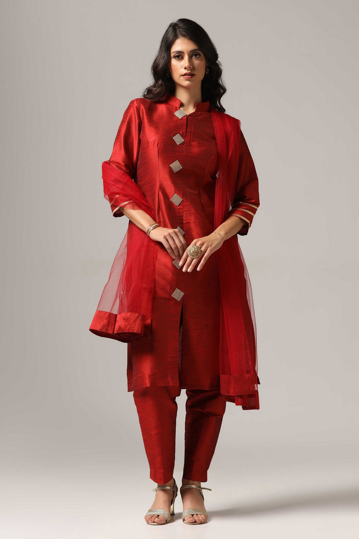 Maroon Raw Silk Kurti With Pants And Dupatta