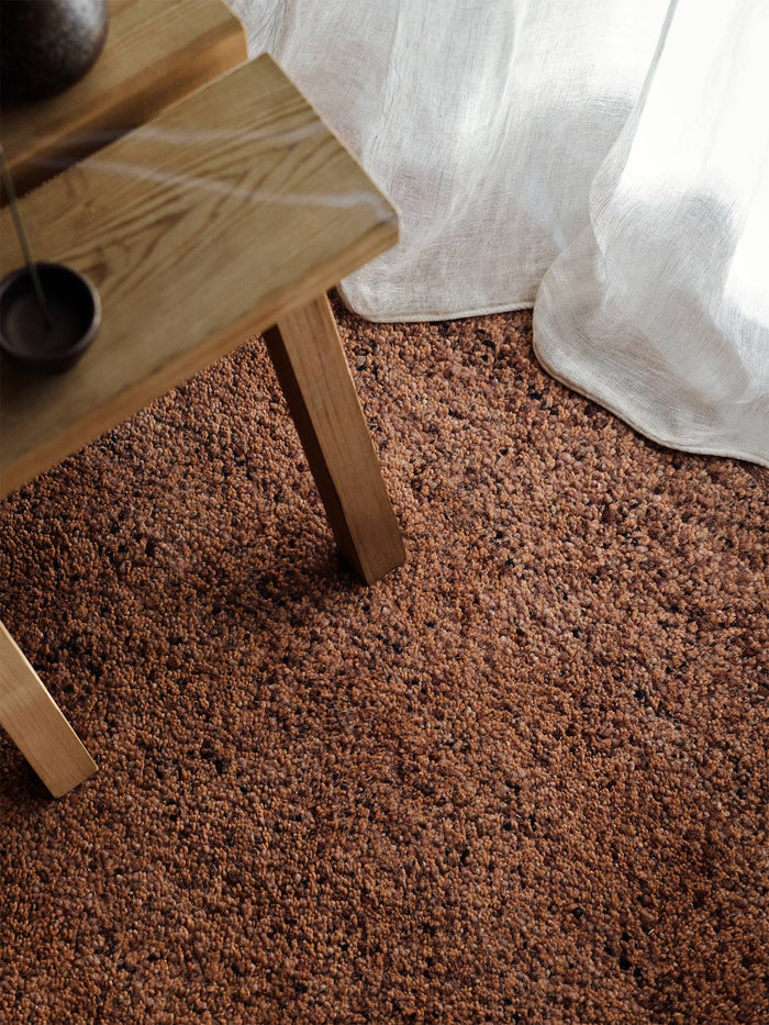 Meadow rug in Brick