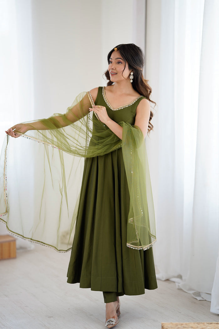 Mehndi Green Chanderi Solid Anarkali Set