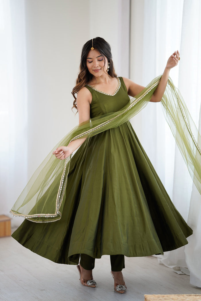 Mehndi Green Chanderi Solid Anarkali Set
