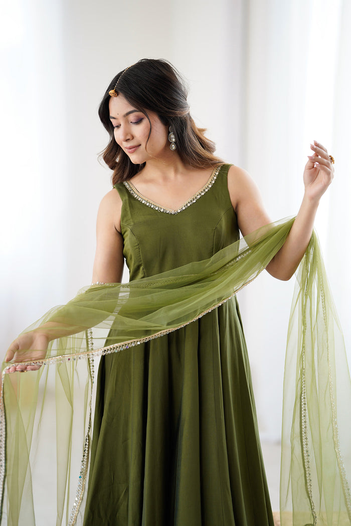 Mehndi Green Chanderi Solid Anarkali Set