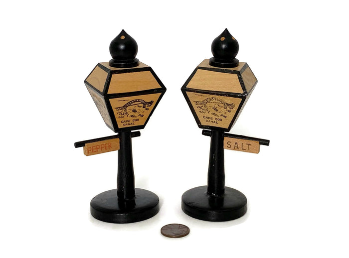 Midcentury Cape Cod Wood Salt and Pepper Shakers at Duckwells