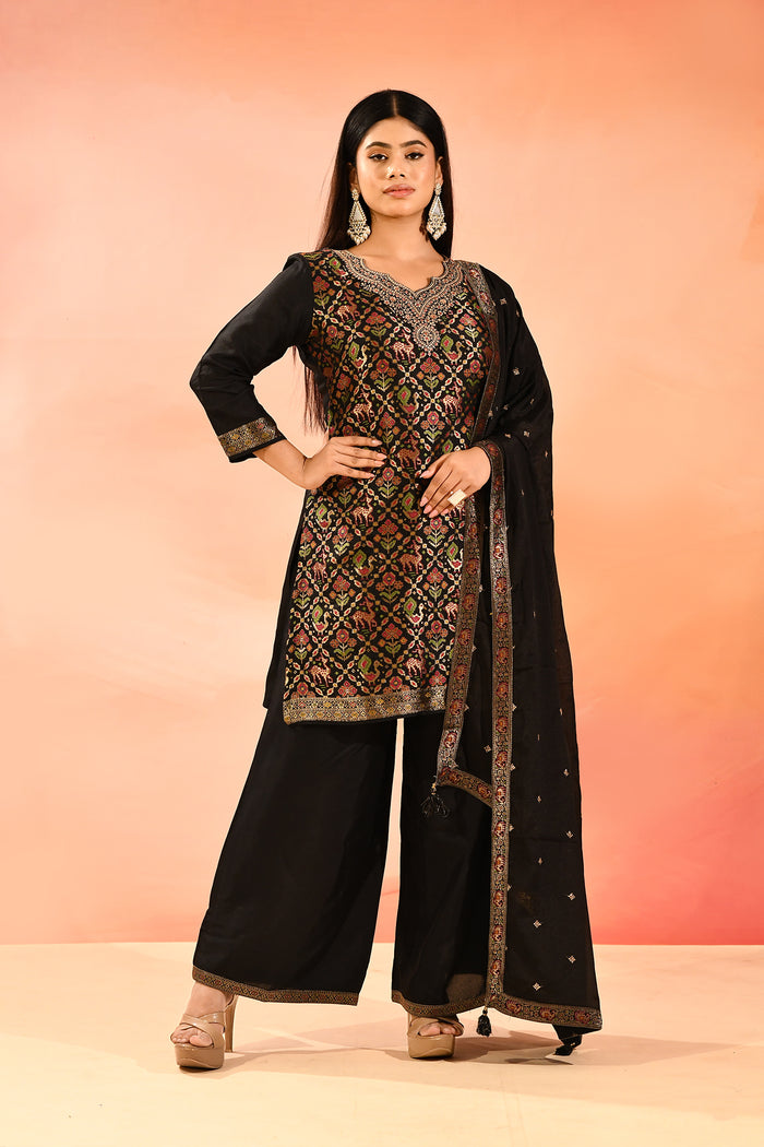 Midnight Black Geometric Animal And Floral Motif Silk Blend Straight Cut Set