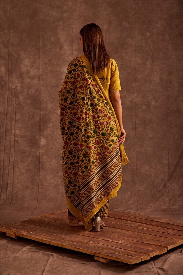 <img> Mustard Hand Blocked In Multi Prints Suit Set
