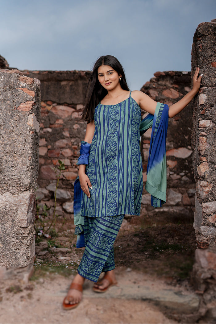 <img> Navy Blue Cotton Kurta Set With Hand Embroidery