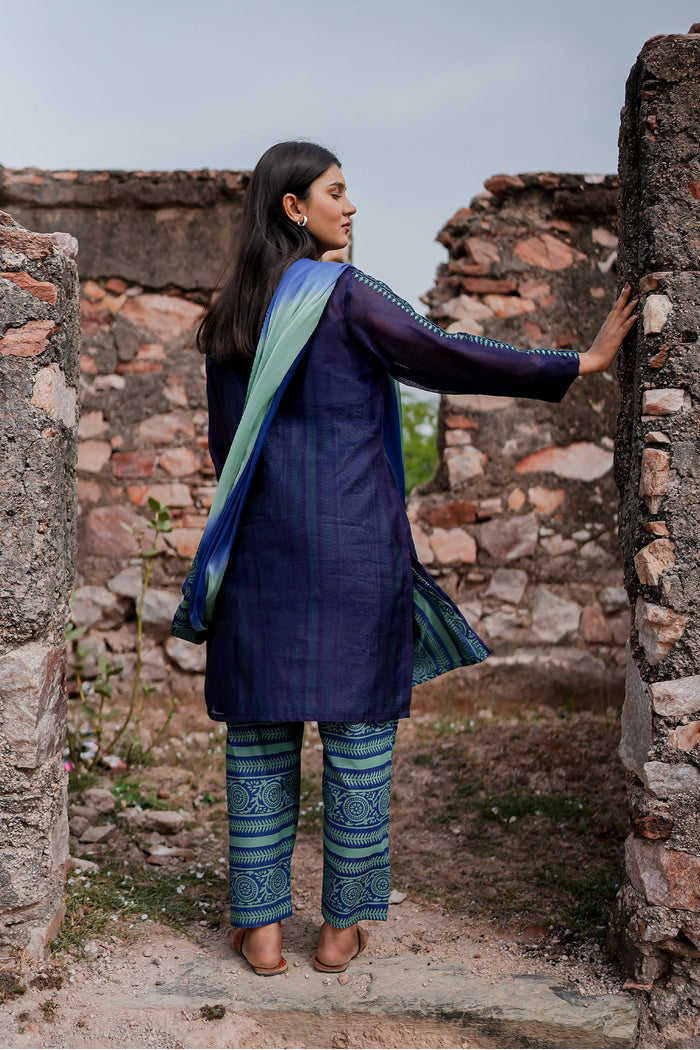<img> Navy Blue Cotton Kurta Set With Hand Embroidery