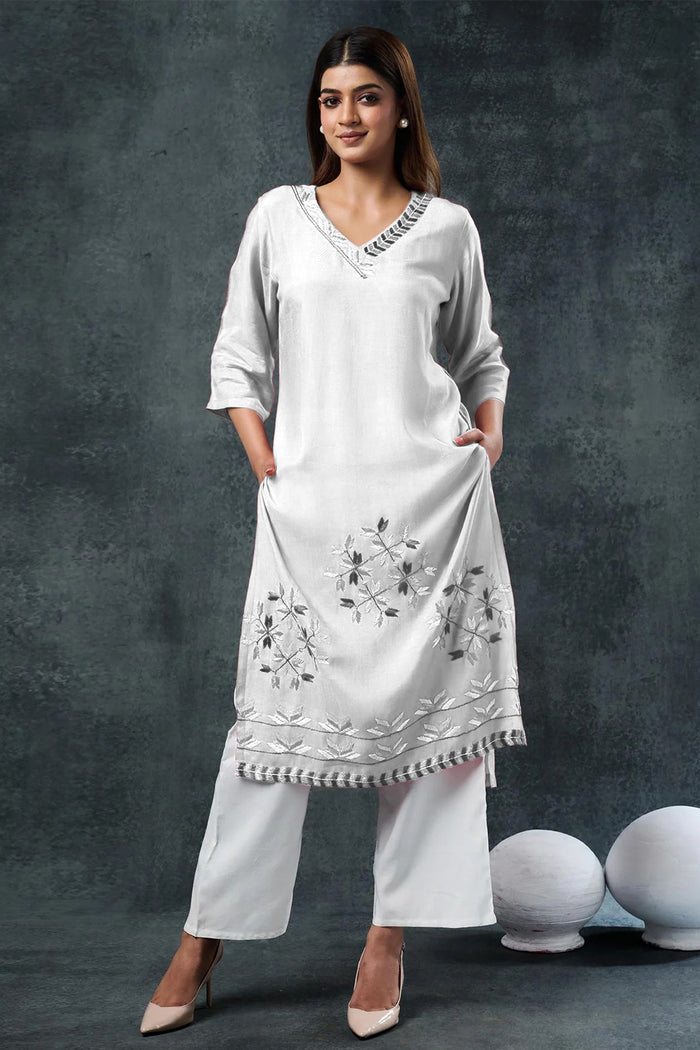 Off-White Rayon Kurta Set With Leaf Embroidery