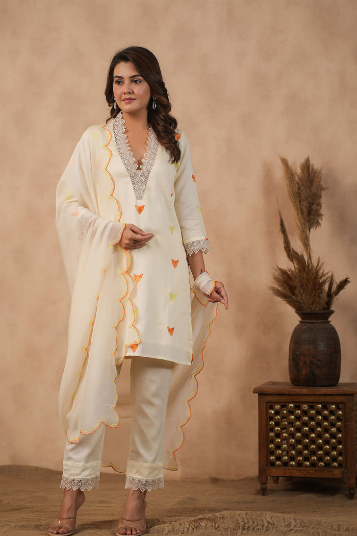 <img> Off White Russian Silk Embroidered Kurti Set
