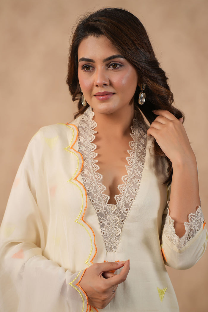 <img> Off White Russian Silk Embroidered Kurti Set