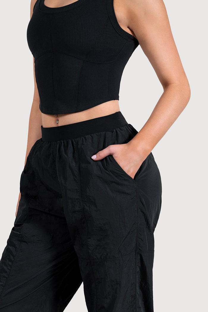 P5901Y - Parachute Pant
